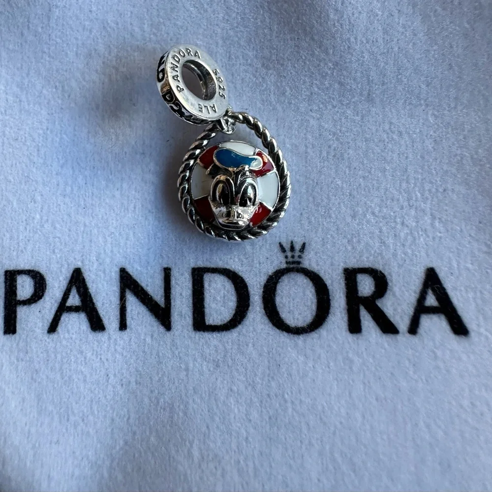 Disney x PANDORA Donald Duck Dangle Charm